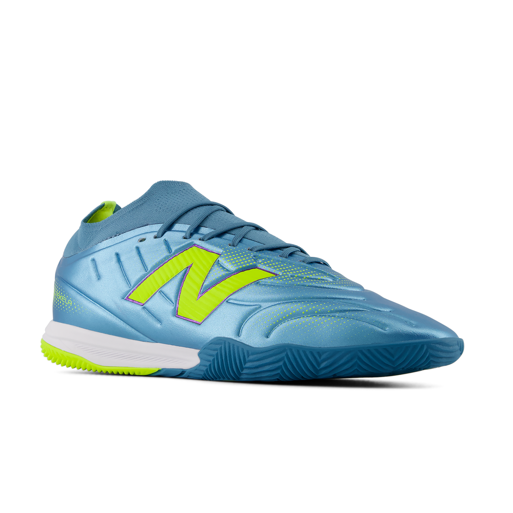 Férfi teremcipő New Balance TEKELA TEAM LOW LACED IN V5 UT3IL9S6 – kék
