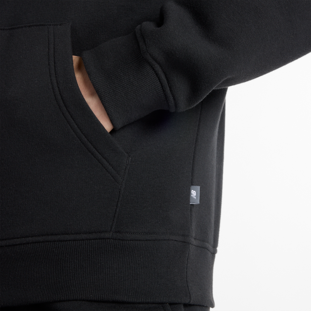 Férfi felső New Balance MT51941BK – fekete