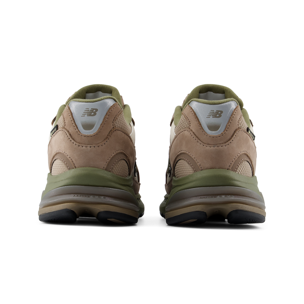 Unisex cipő New Balance ABZORB Gore-Tex U20105HA – barna