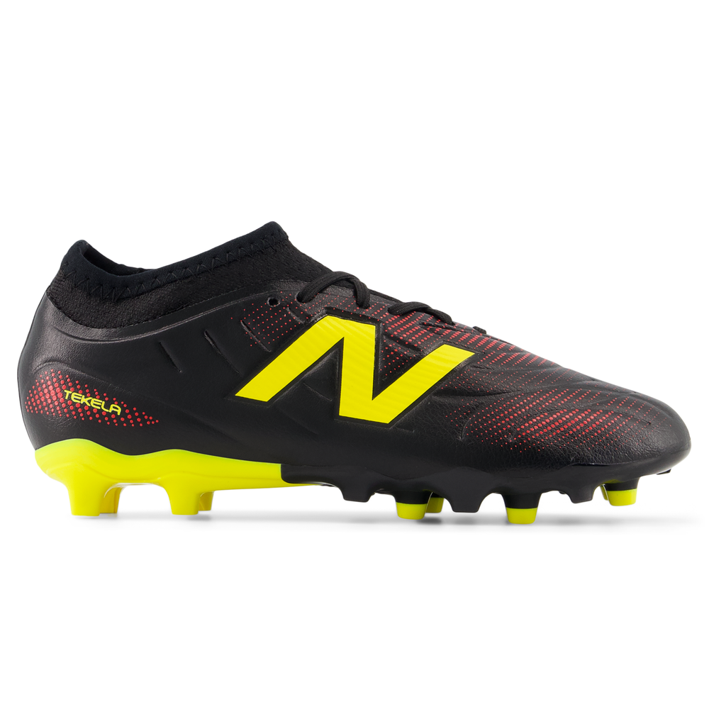Focicipő gyerekeknek New Balance TEKELA TEAM LOW JNR FG V5 YT3FL2E9 – fekete