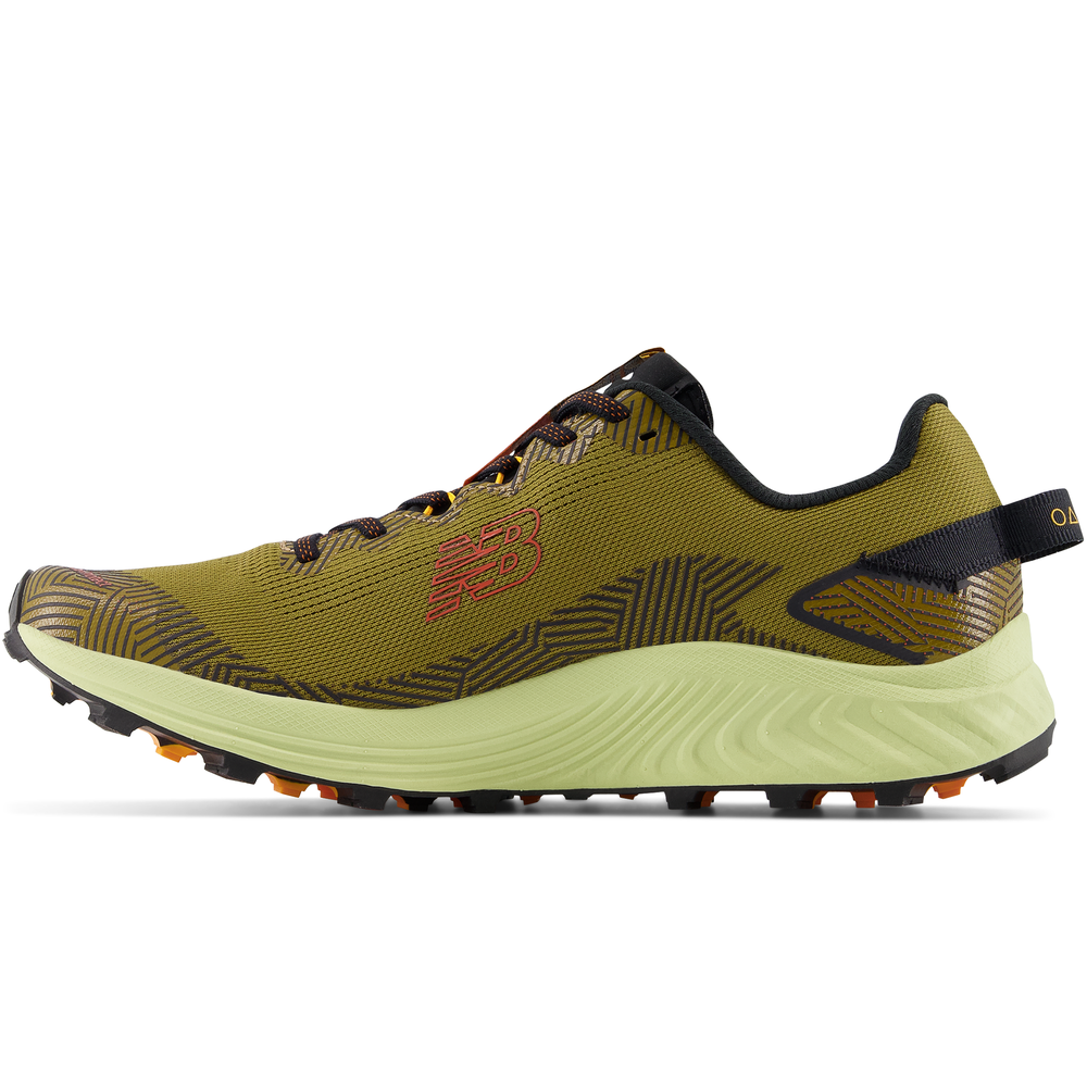 Férfi futócipő New Balance FuelCell Summit Unknown v4 MTUNKNW4 – zöld