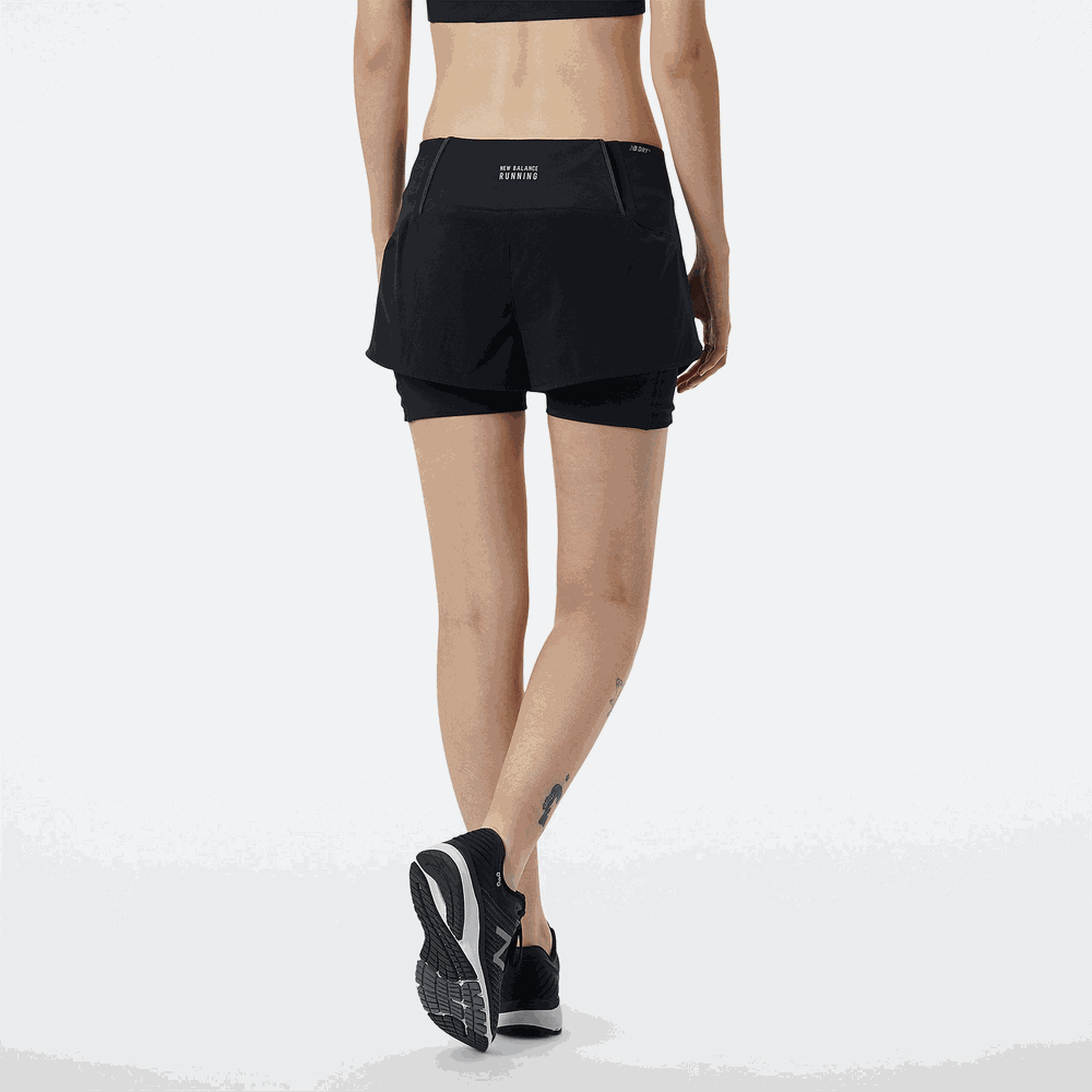Női rövidnadrág New Balance WS21270BK – fekete