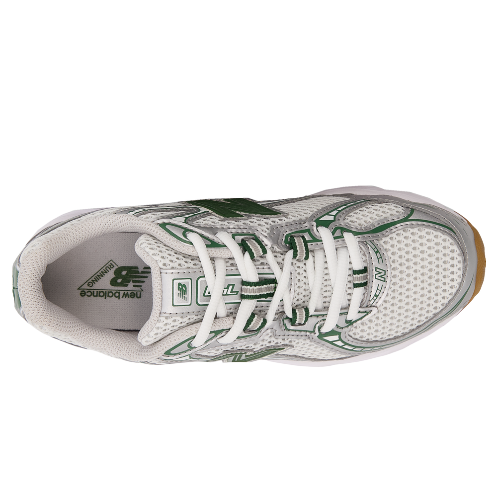 Gyermekcipő New Balance GR740SF – ezüst
