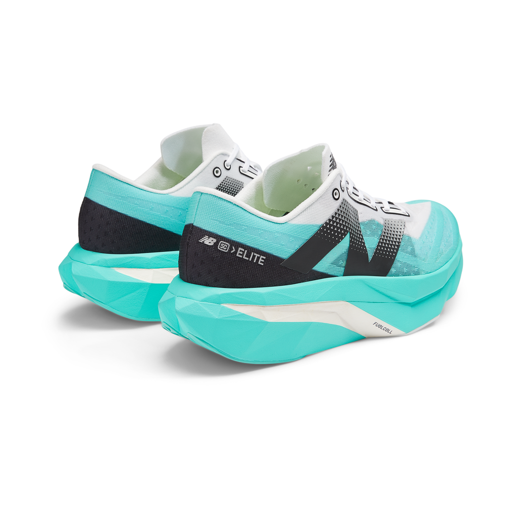 Férfi futócipő New Balance FuelCell SC Elite V4 MRCELCT4 – kék