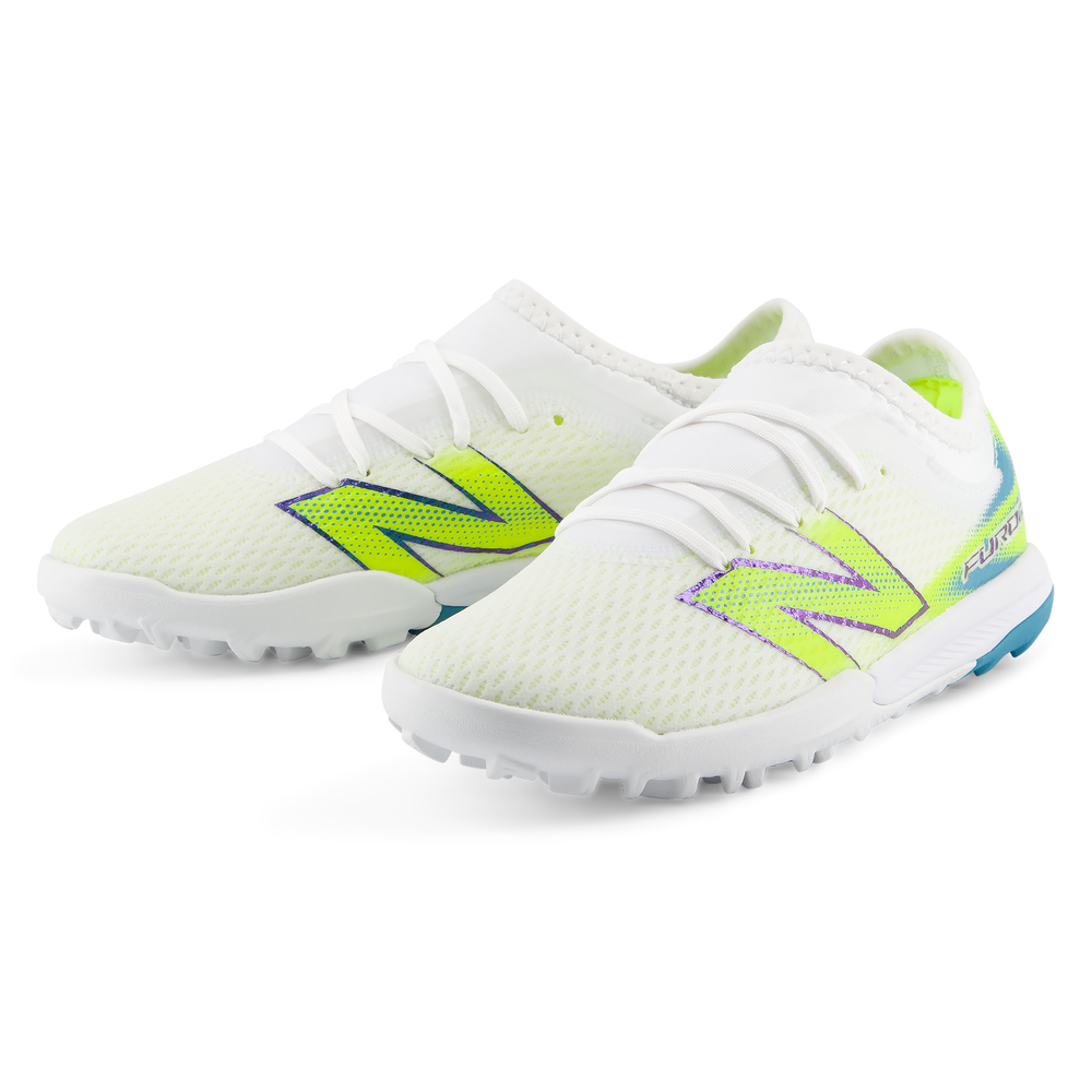 Gyermek turf cipő New Balance FURON TEAM JNR TF V9 YF3T69A – fehér