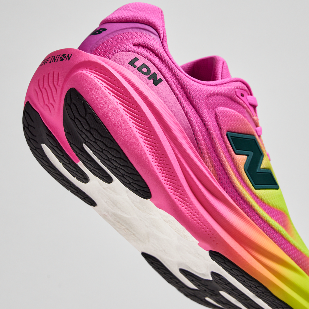 Női futócipő New Balance Infinion 1080 v15 TCS London Marathon W1080940 – rózsaszín