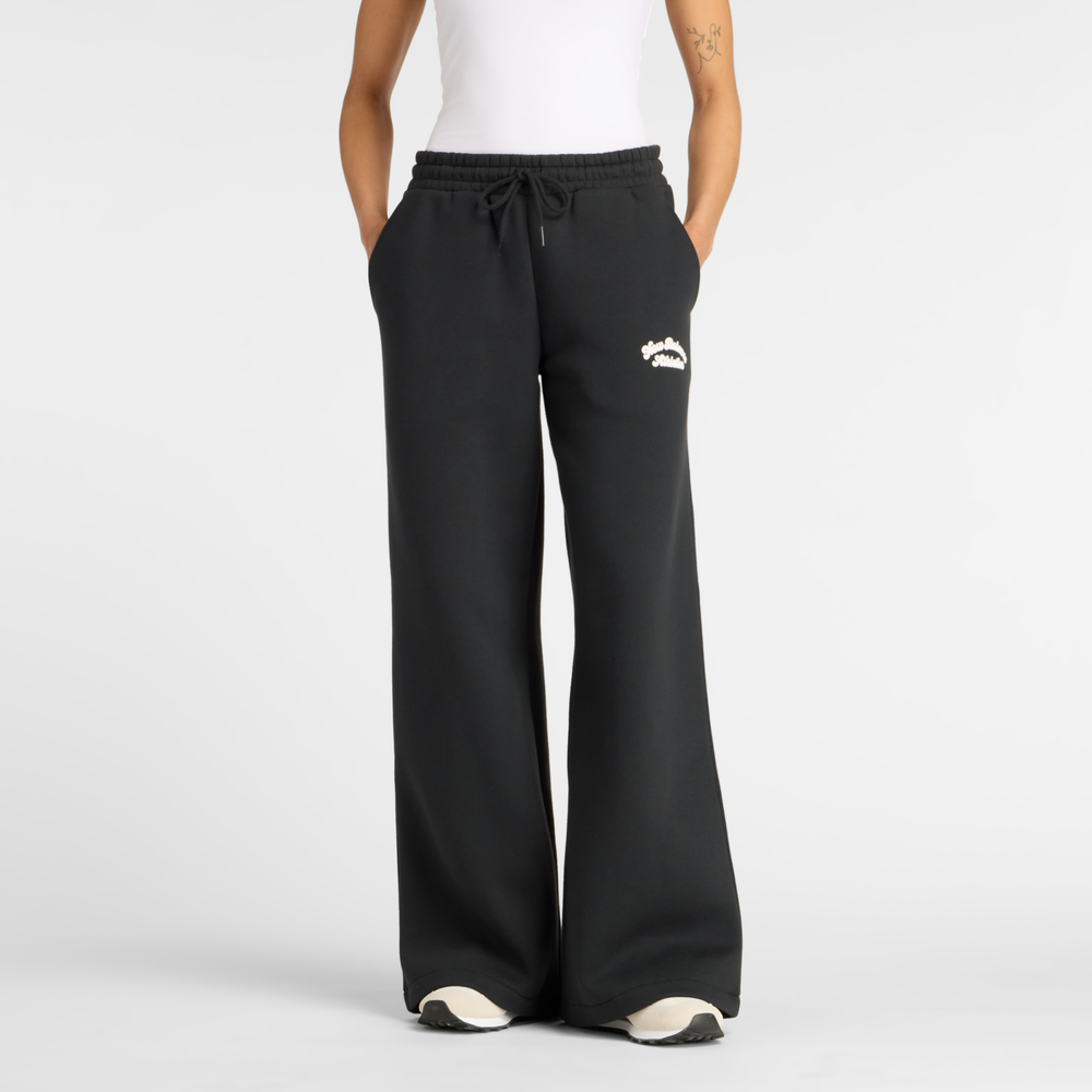 Női nadrág New Balance WP53902BK – fekete