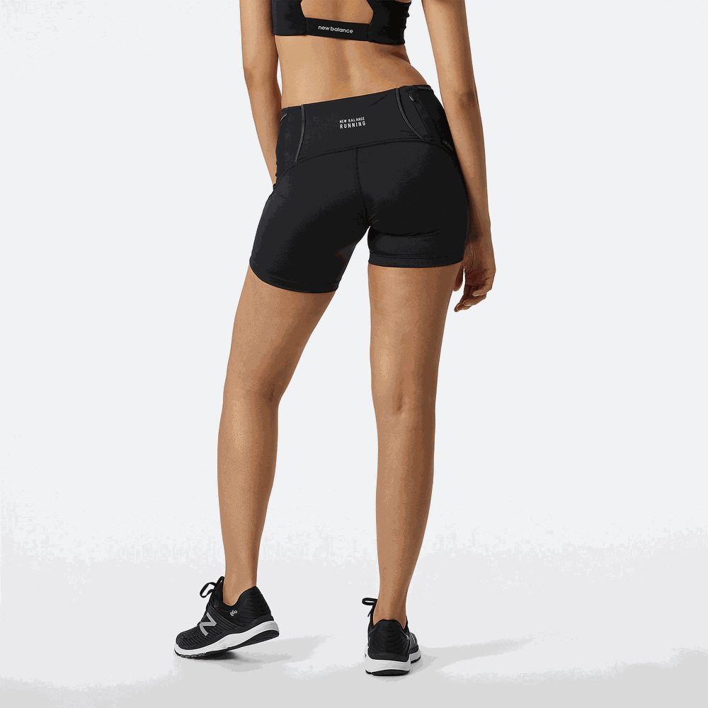 Női rövidnadrág New Balance WS21272BK – fekete