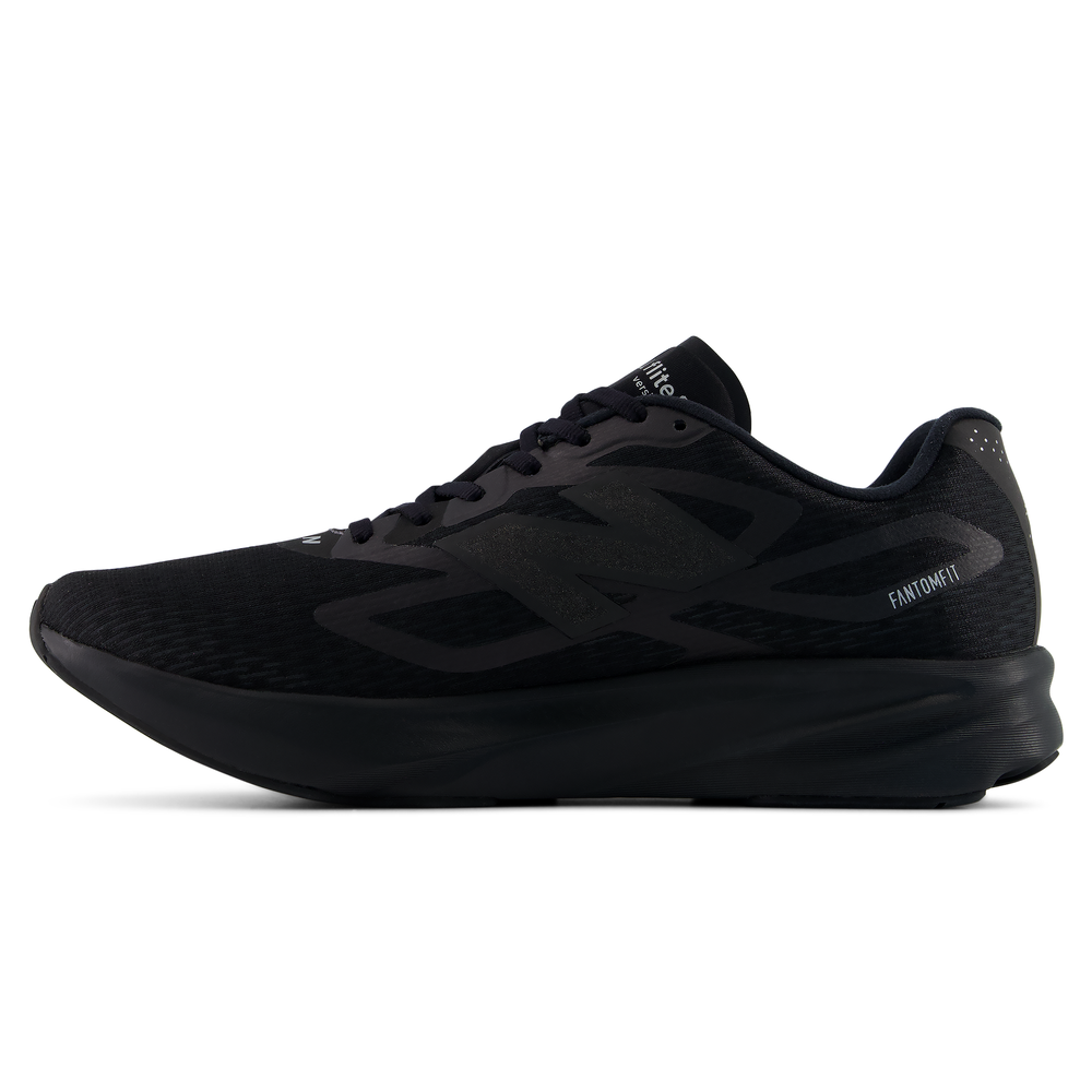 Férfi futócipő New Balance Flite-R MFLTR8NR – fekete