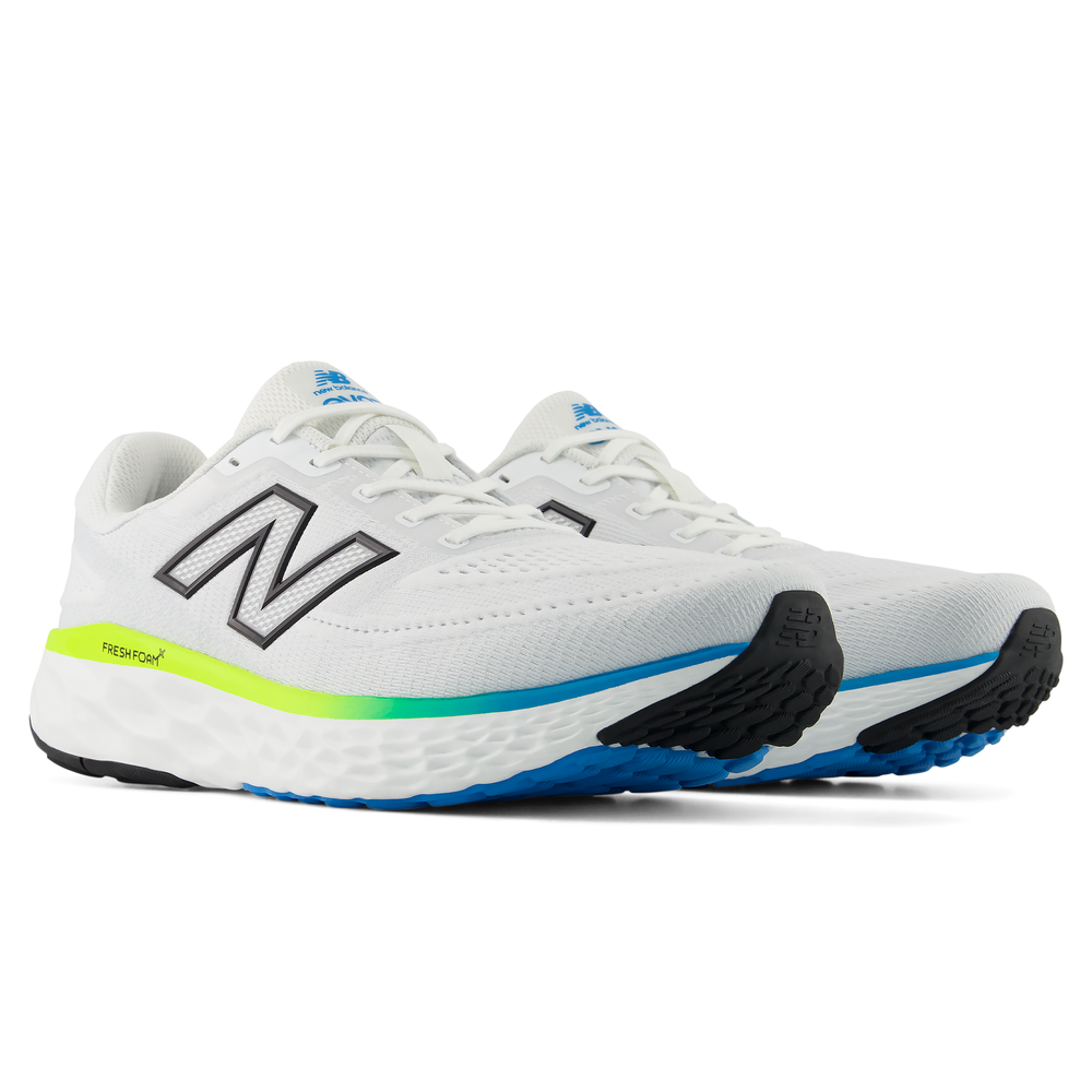 Férfi futócipő New Balance Fresh Foam Evoz v4 MEVOZ2AM – fehér