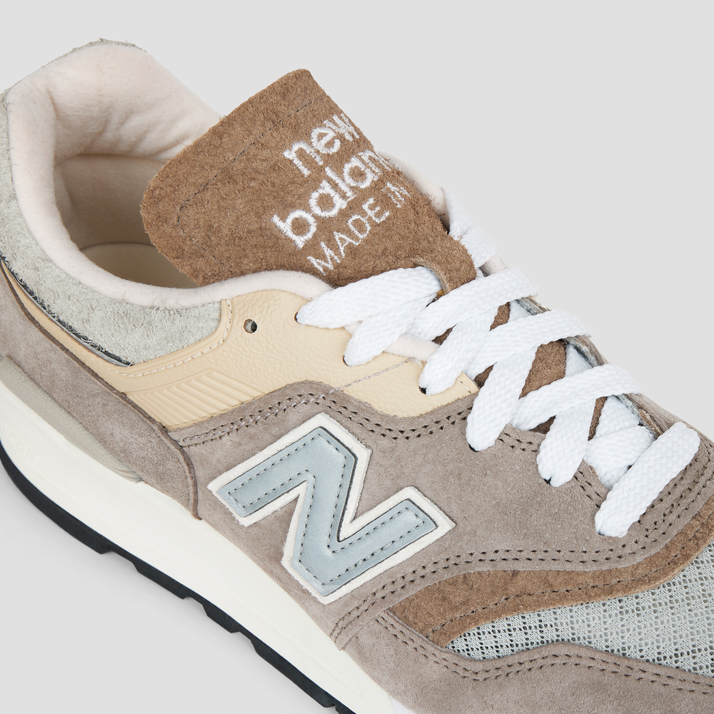 Unisex cipő New Balance U997MG - bézs