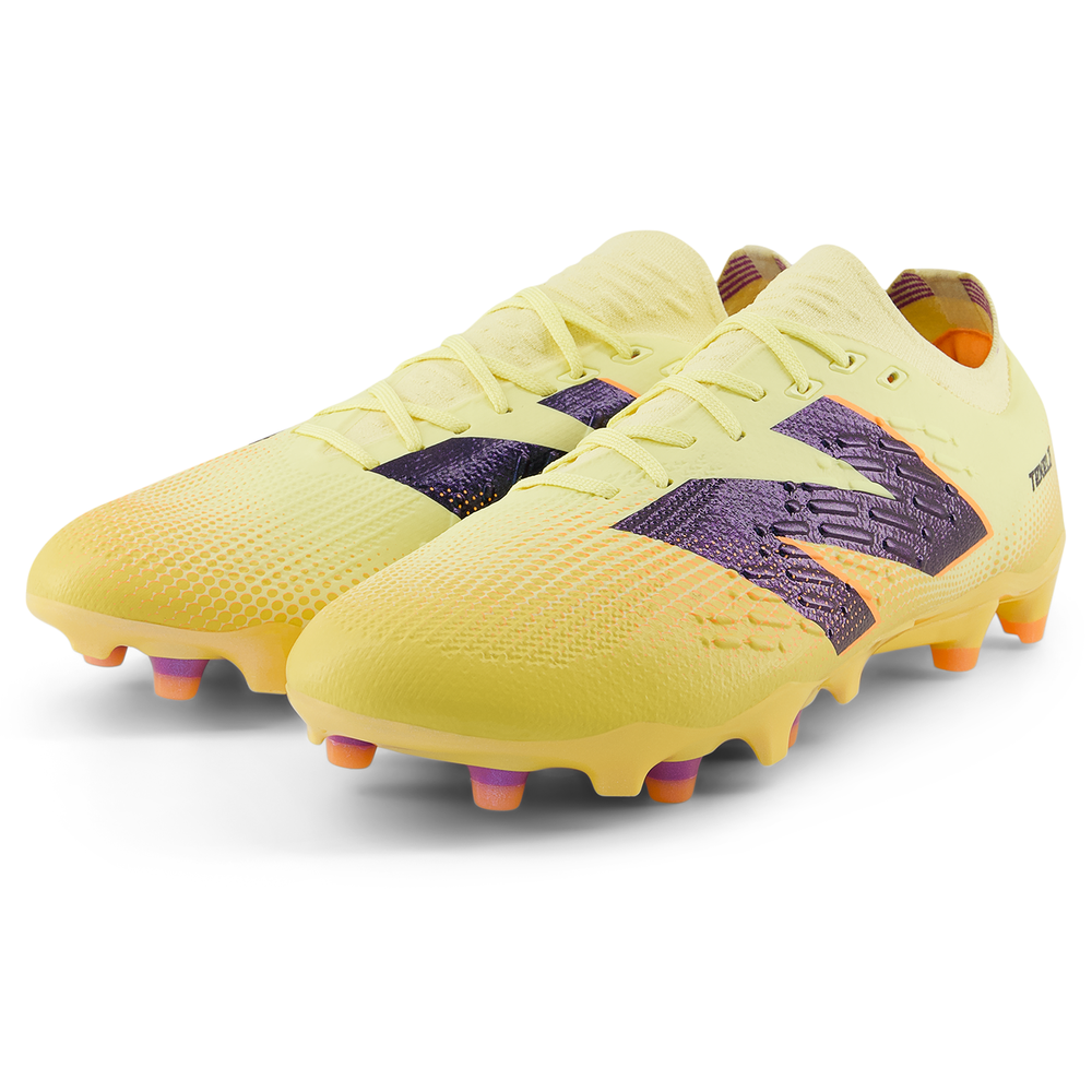 Férfi focicipő New Balance TEKELA PRO FG V4+ ST1FLJ45 – sárga
