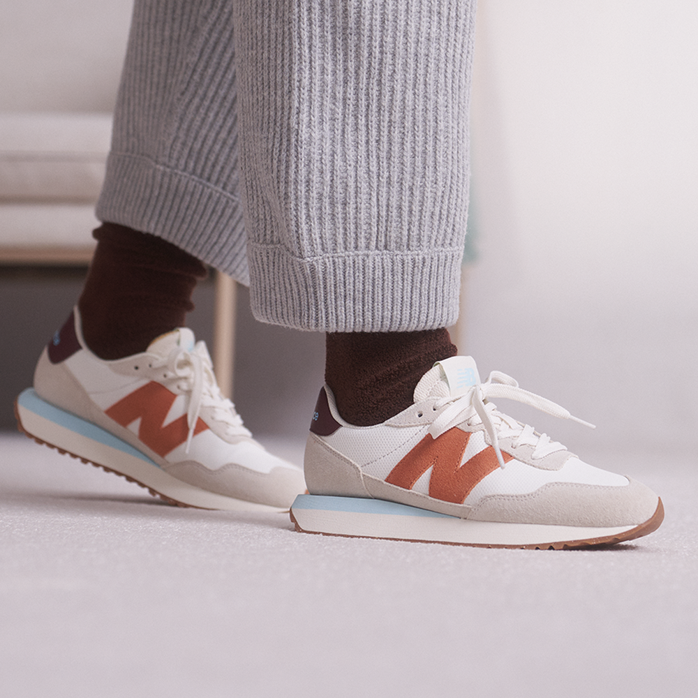 New Balance cipő WS237BA – bézs