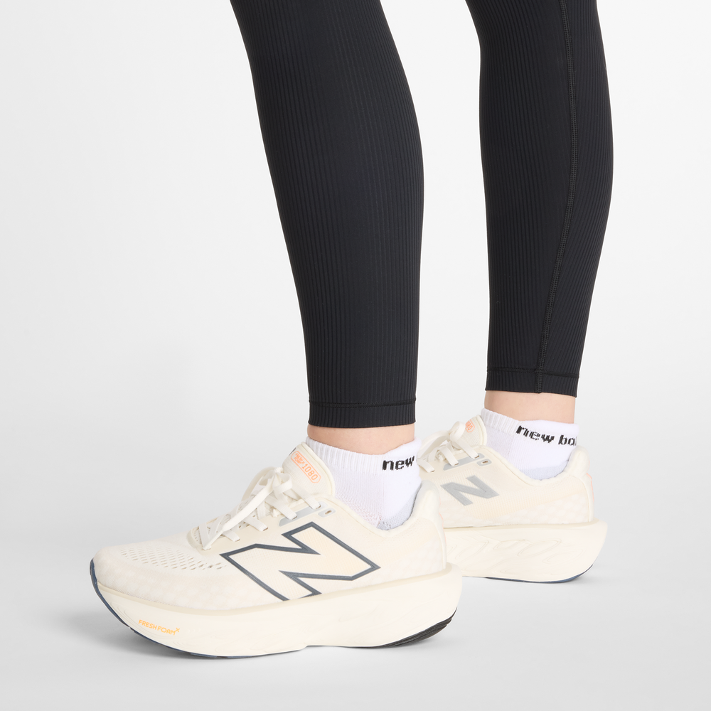 Női leggings New Balance WP53152BK – fekete