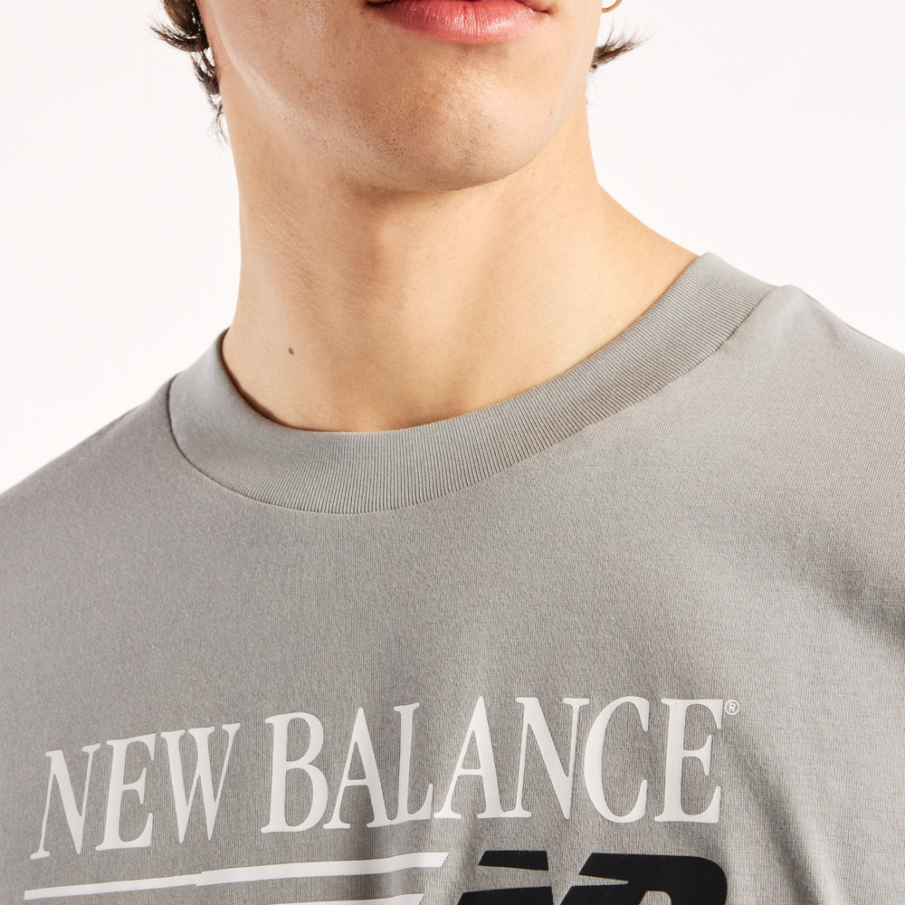 Férfi póló New Balance Reimagined Graphic – szürke