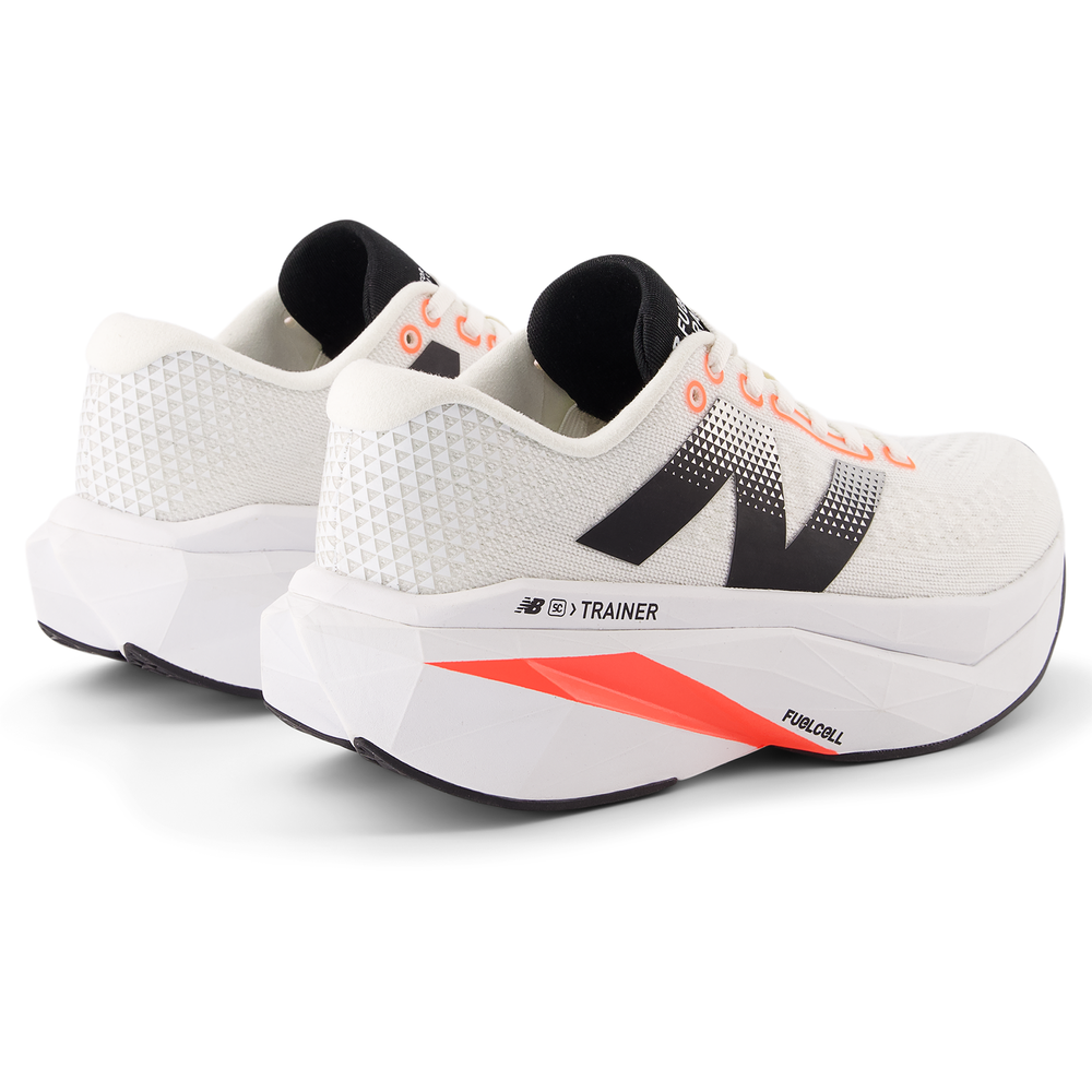 Női futócipő New Balance FuelCell SuperComp Trainer v3 WRCXCS4 – fehér