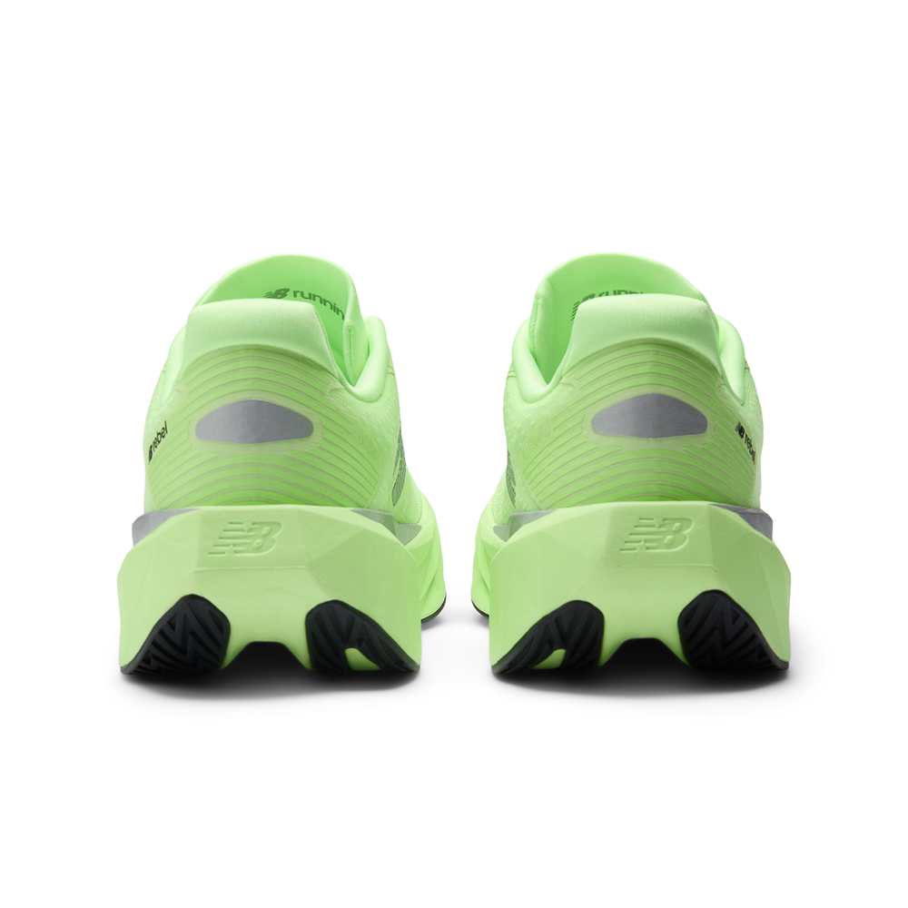 Női futócipő New Balance FuelCell Rebel v5 WFCXLZ5 – zöld