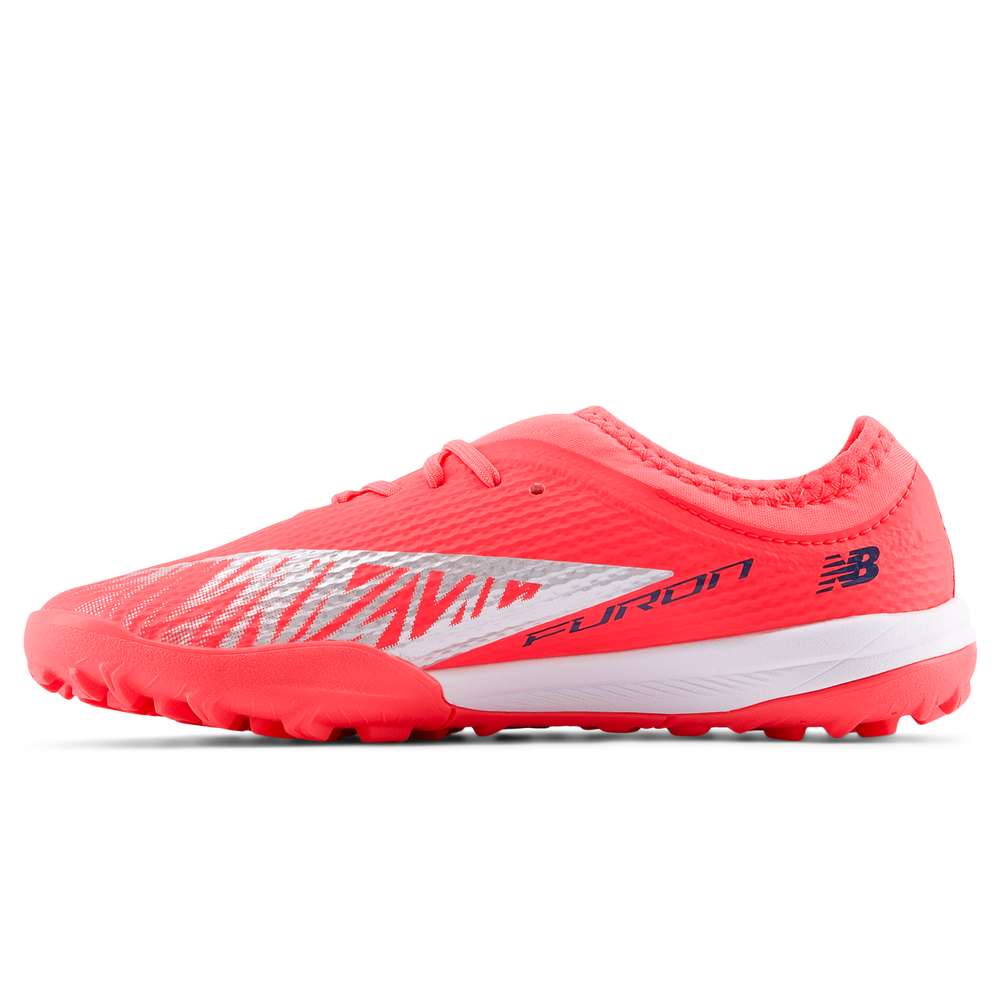 Gyermek turf cipő New Balance FURON TEAM JNR TF V8 SJF3TMP8 – piros