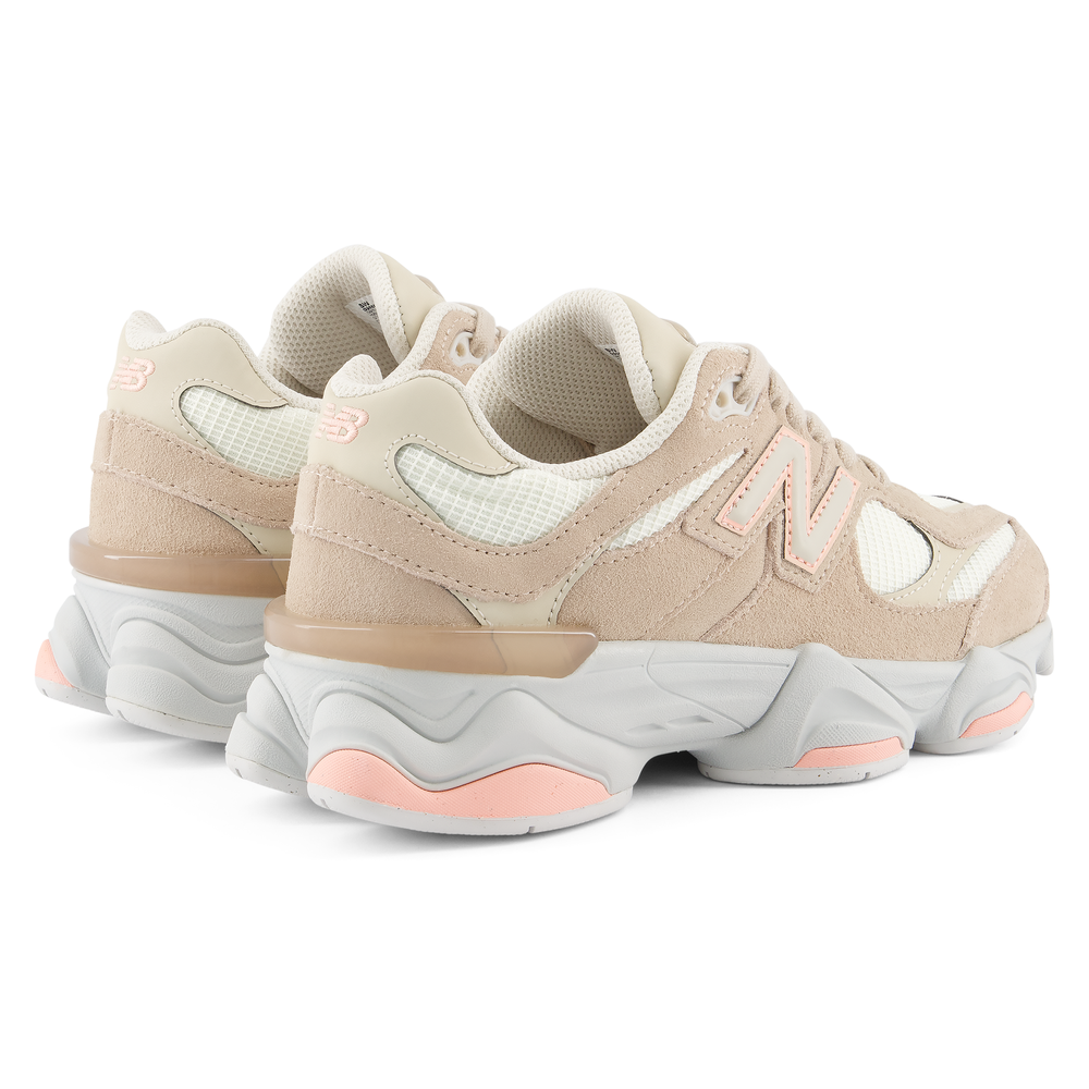 Gyermekcipő New Balance G90603C7 – bézs