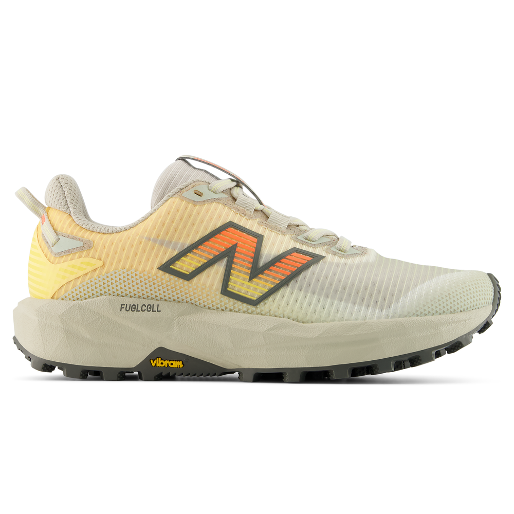Női futócipő New Balance FuelCell Rebel Rebel Trail WRBT6G2 – bézs