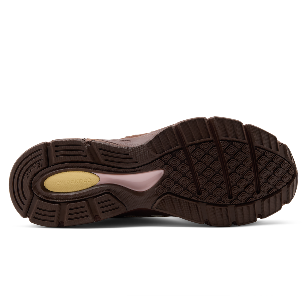 Unisex cipő New Balance U990IC4 – barna