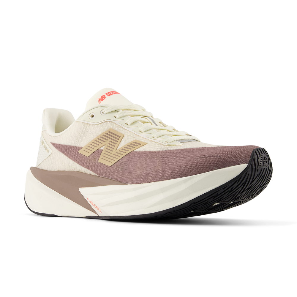 Női futócipő New Balance FuelCell Rebel v5 WFCXLJ5 – bézs