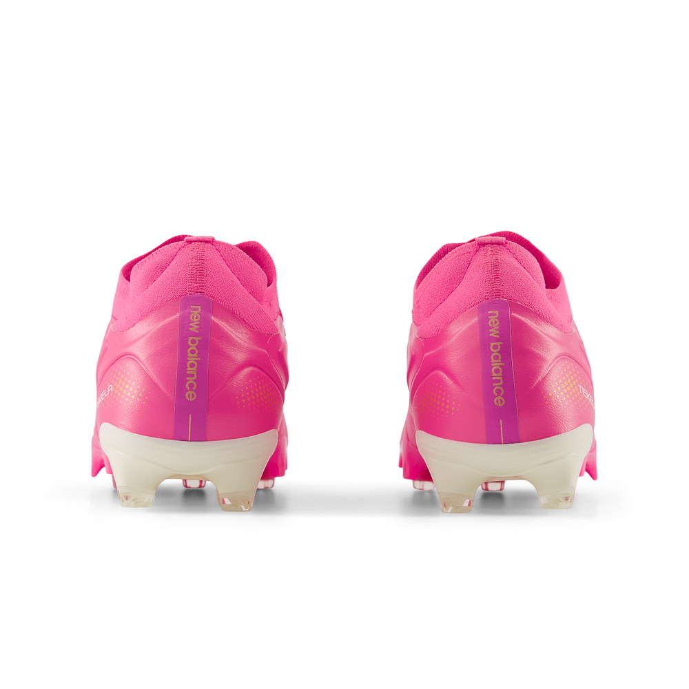 Férfi focicipő New Balance TEKELA PRO FG V5 UT2FL1W6 – rózsaszín