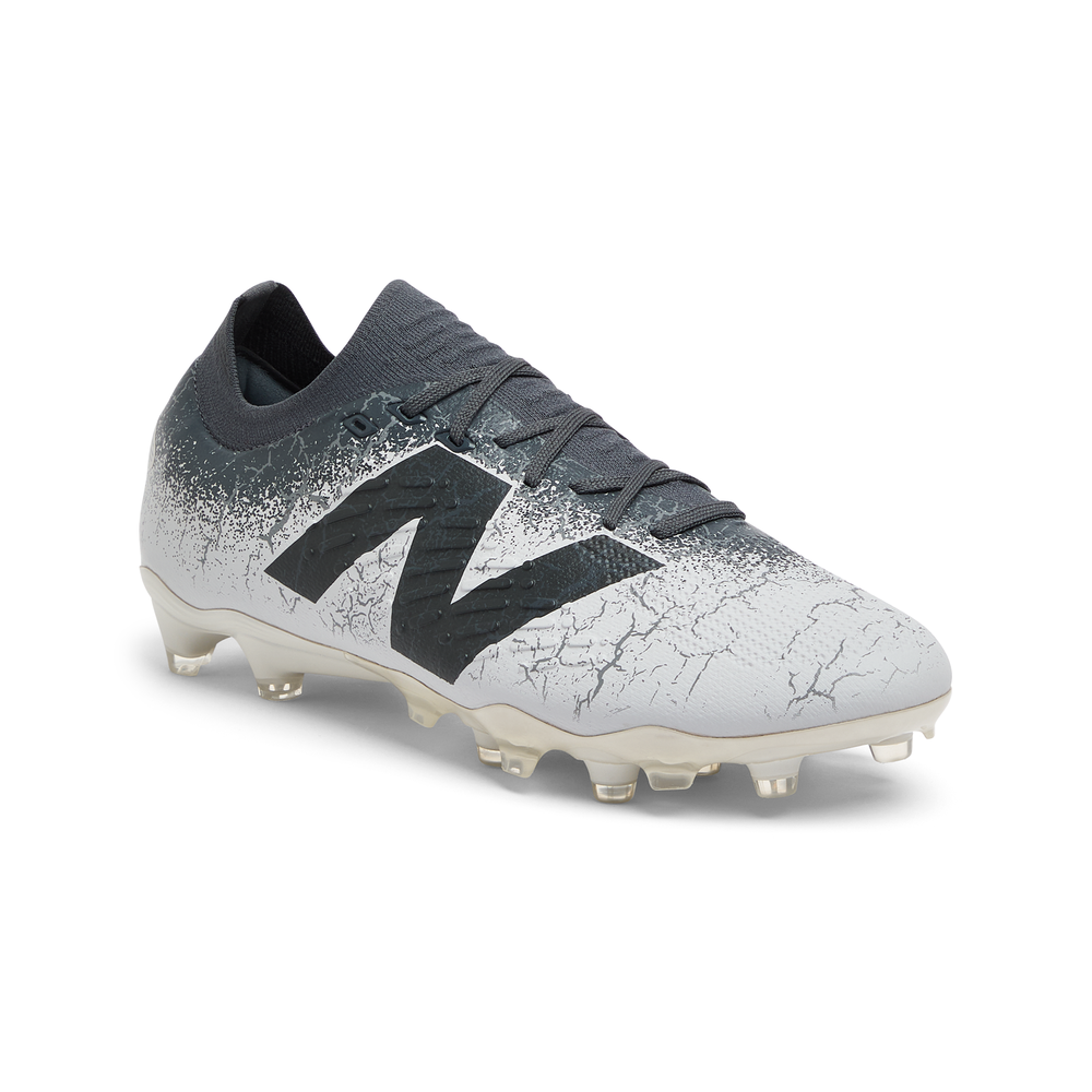 Focicipő New Balance TEKELA PRO FG V4+ ST1FLG45 – szürke