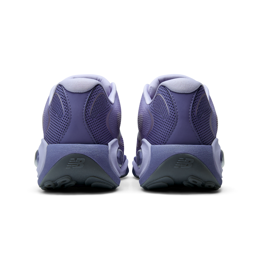 Női futócipő New Balance AC Runner WACR14AT – lila