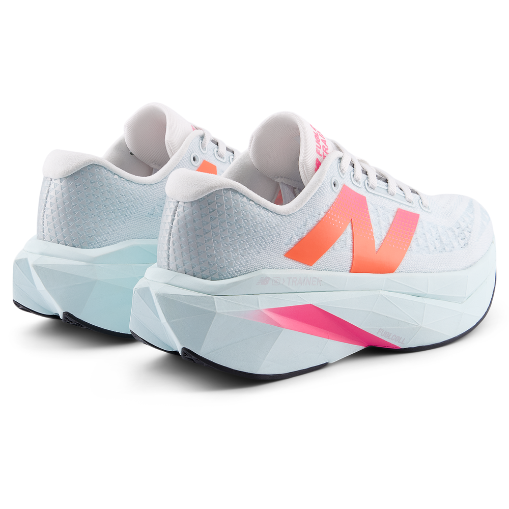 Női futócipő New Balance FuelCell SuperComp Trainer v3 WRCX76E – kék