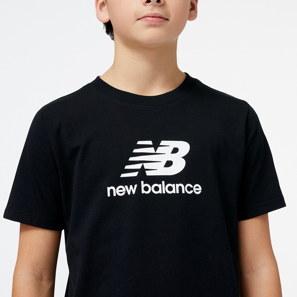 Gyerek póló New Balance YT31541BK – fekete
