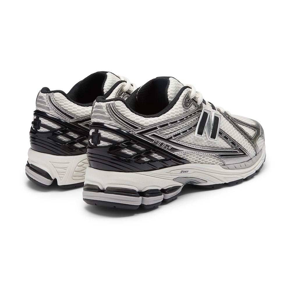 Unisex cipő New Balance M1906RER – ezüst