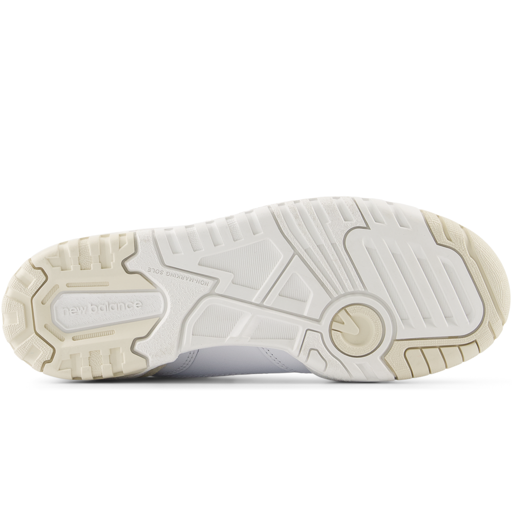 Gyermekcipő New Balance GSB550BK – fehér