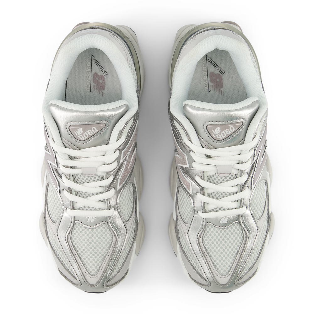 Gyermekcipő New Balance G90602LB – szürke