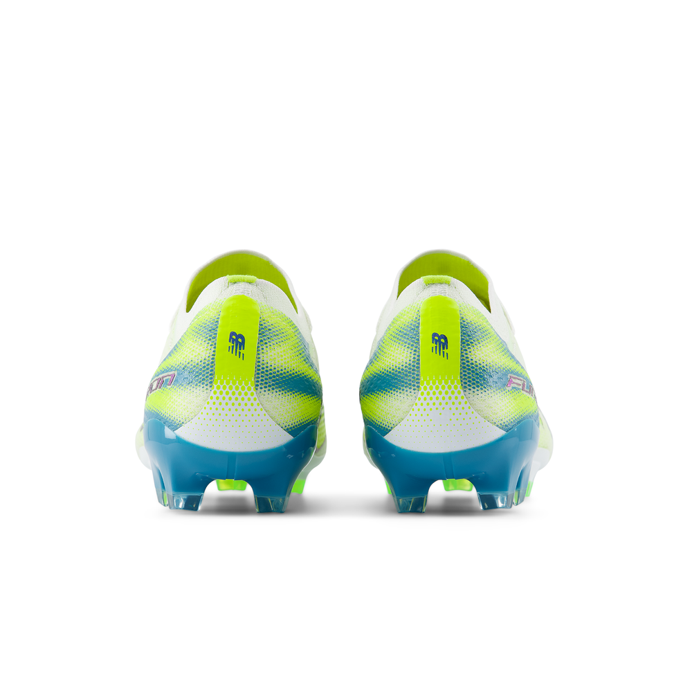 Férfi focicipő New Balance FURON PRO FG V9 UF2F2D2 – fehér