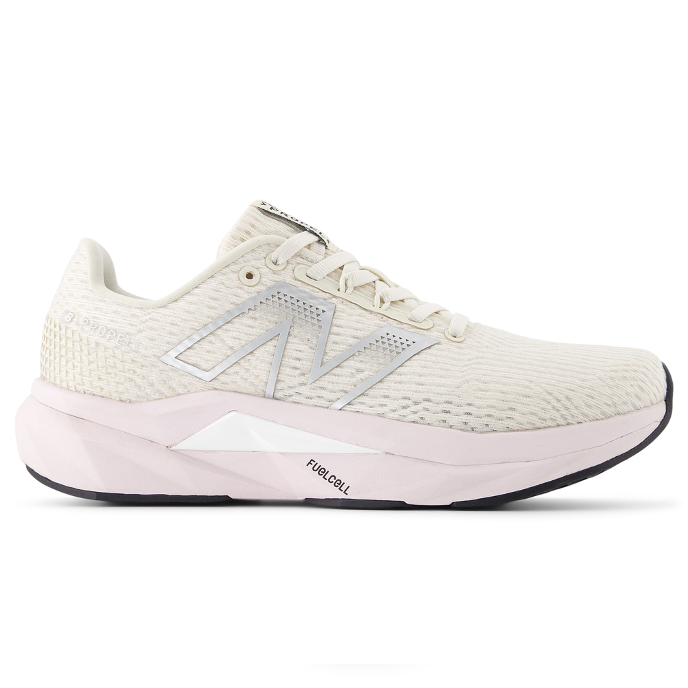 Női futócipő New Balance FuelCell Propel v5 WFCPRCS5 – bézs