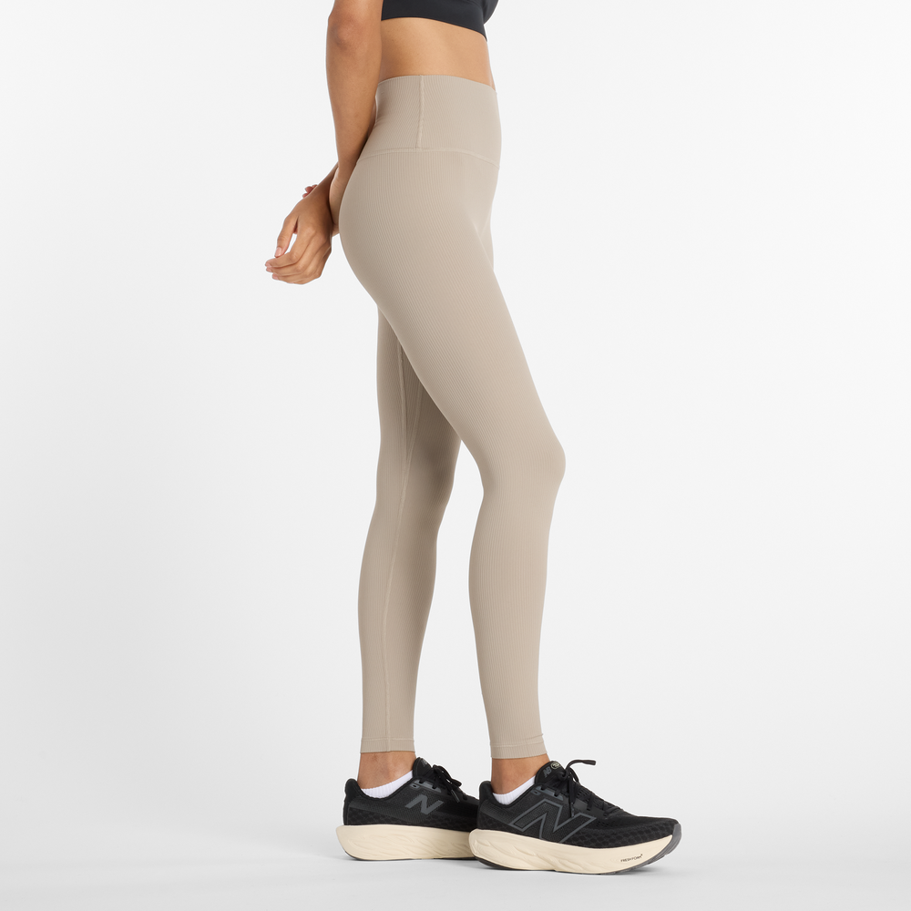 Női leggings New Balance WP53152ADS – bézs