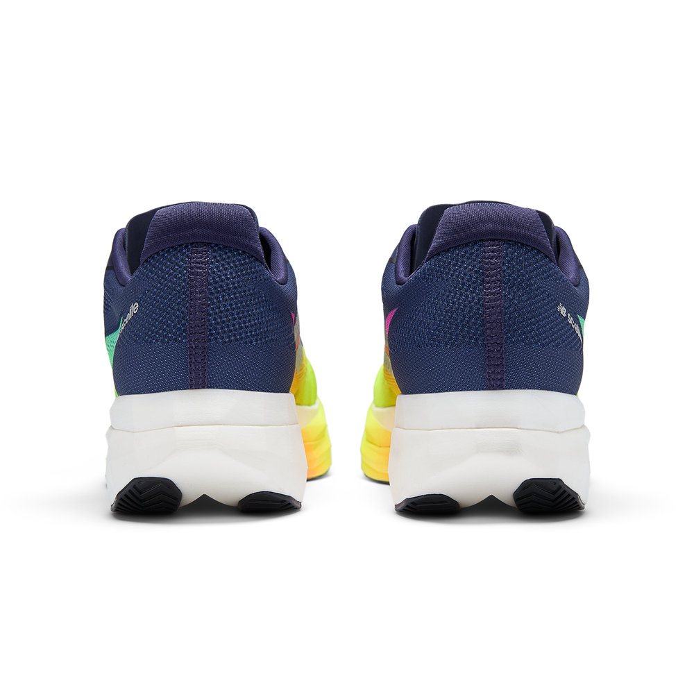 Férfi futócipő New Balance FuelCell SC Elite V5 MRCEL79H – sötétkék