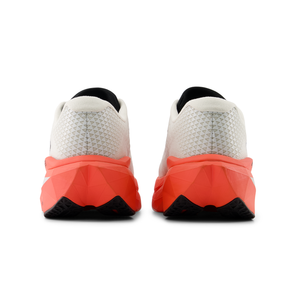 Férfi futócipő New Balance FuelCell SuperComp Trainer v3 MRCXY4 – fehér
