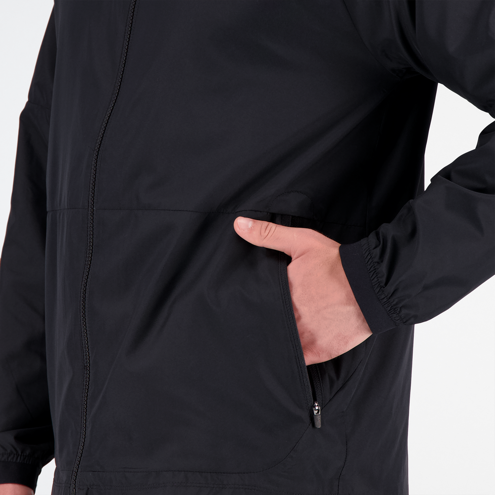 Férfi dzseki New Balance MJ31044BK – fekete