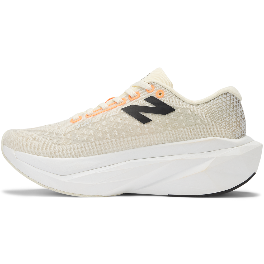 Női futócipő New Balance FuelCell SuperComp Trainer v3 WRCXCA4 – bézs