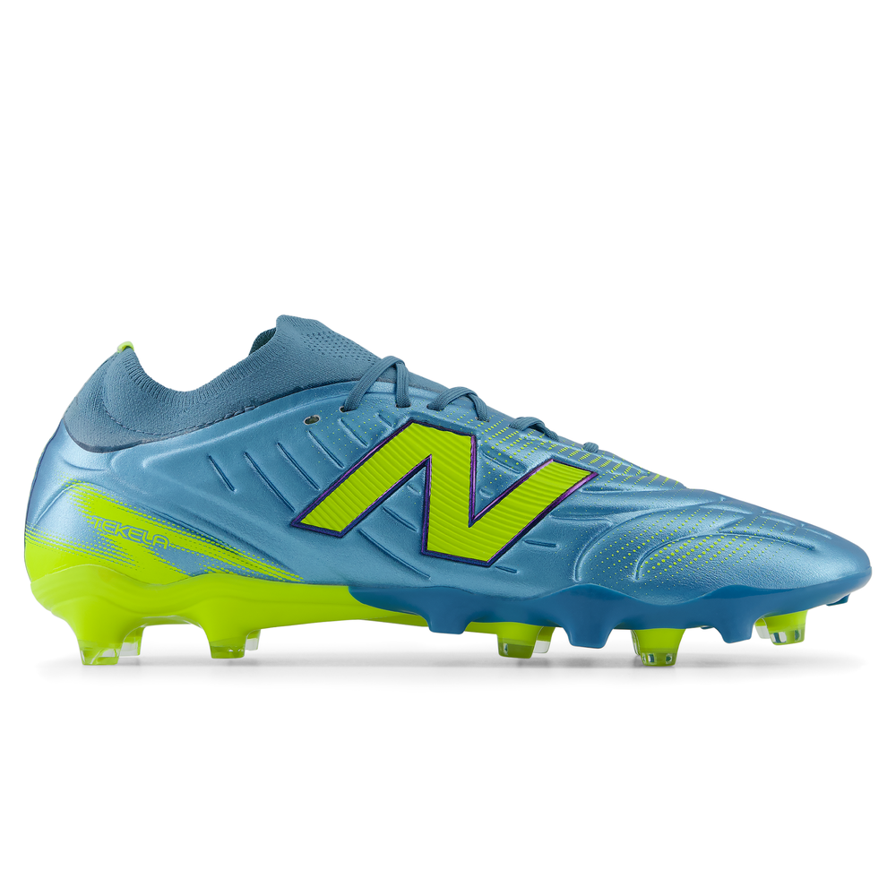 Férfi focicipő New Balance TEKELA PRO FG V5 UT2FL74J – kék
