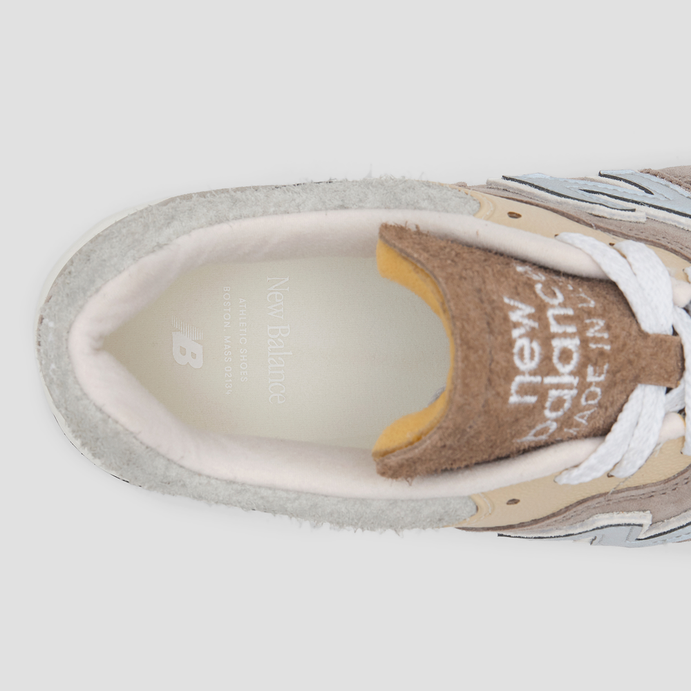 Unisex cipő New Balance U997MG - bézs