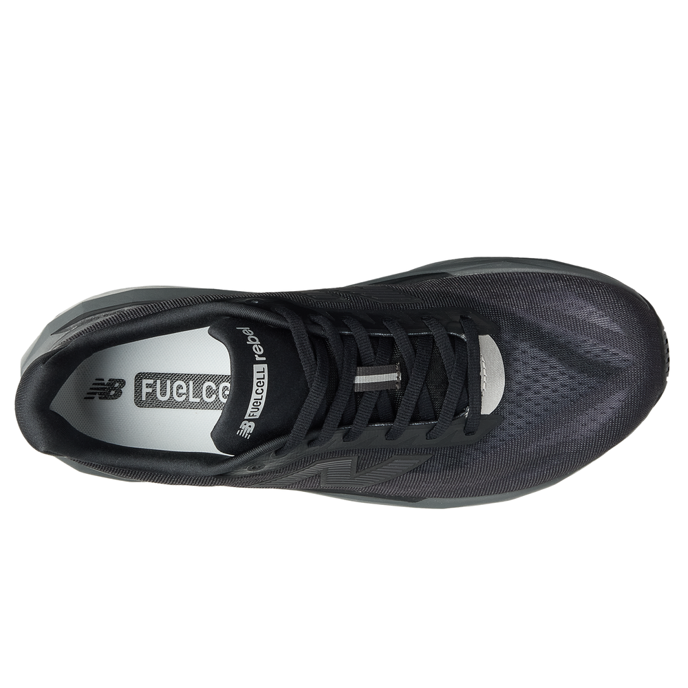 Férfi futócipő New Balance FuelCell Rebel v5 MFCXLC5 – fekete
