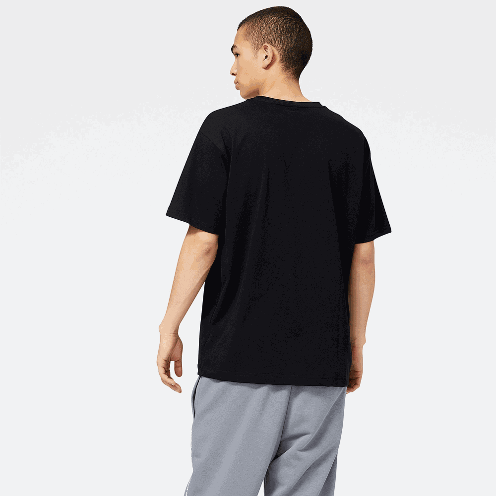 Férfi póló New Balance MT23517BK – fekete
