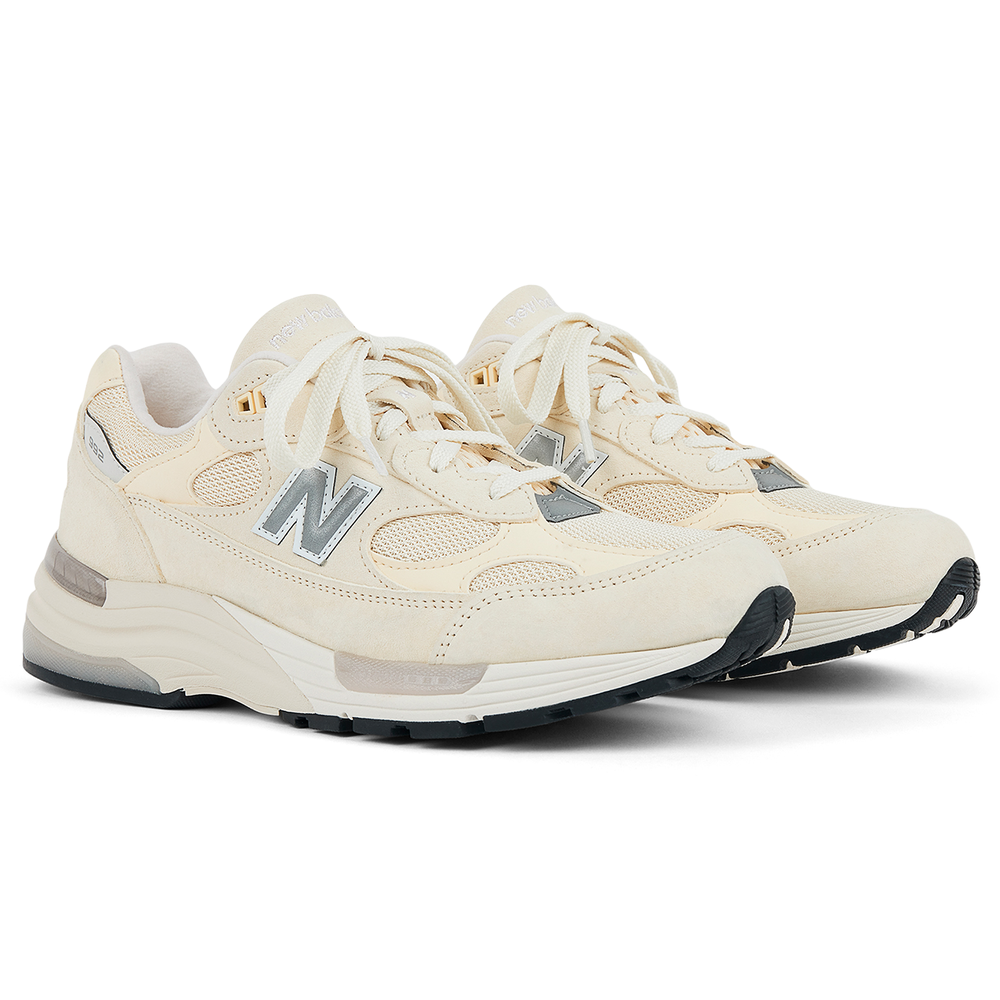 Unisex cipő New Balance U992MC - bézs
