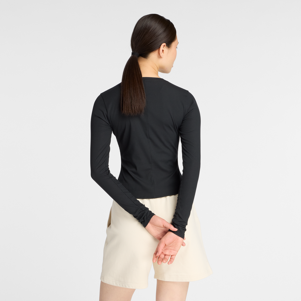 Női póló New Balance WT53133BK – fekete