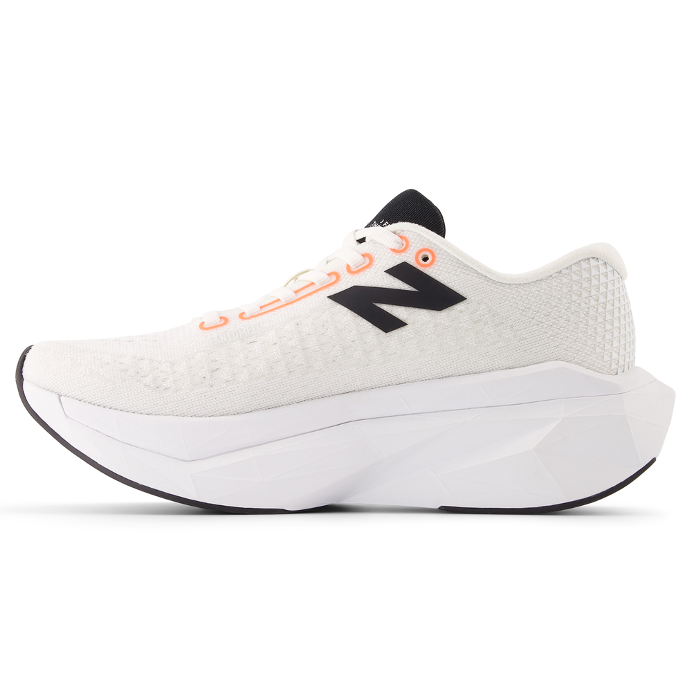 Női futócipő New Balance FuelCell SuperComp Trainer v3 WRCXCS4 – fehér
