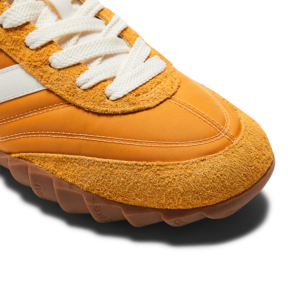 Férfi cipő New Balance URC30GG – narancssárga