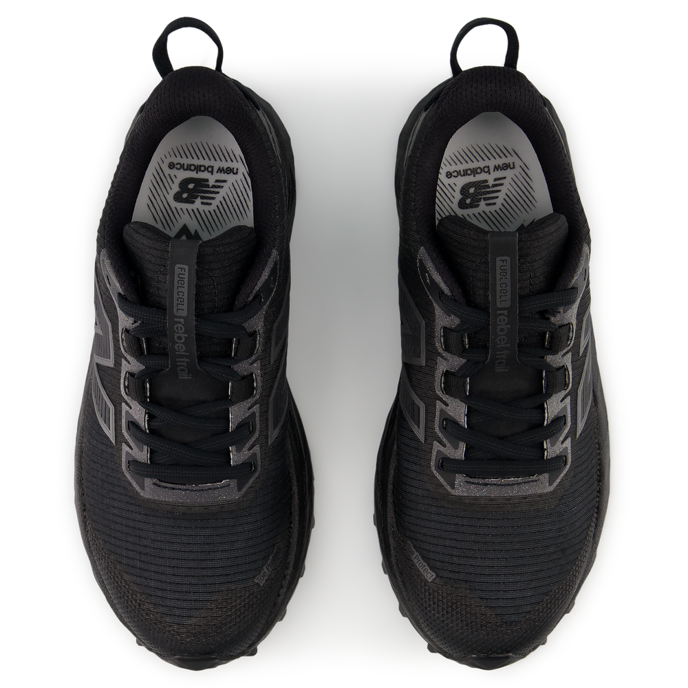 Női futócipő New Balance FuelCell Rebel Rebel Trail WRBT5CX – fekete